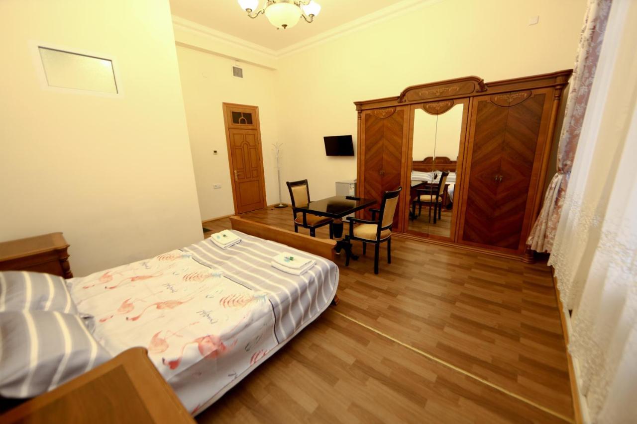 Badamdar Hotel Баку Екстер'єр фото