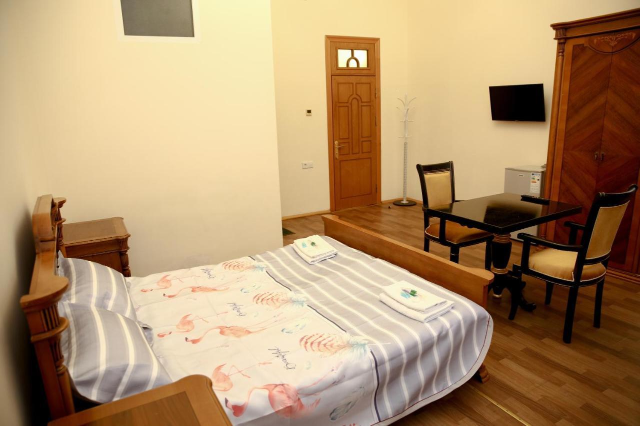 Badamdar Hotel Баку Екстер'єр фото